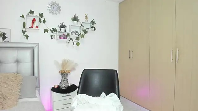 mia_star_2 webcam