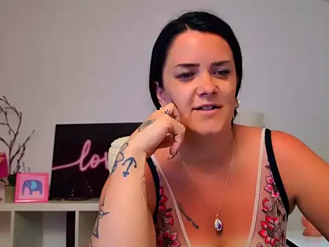 NicolSparkleX webcam