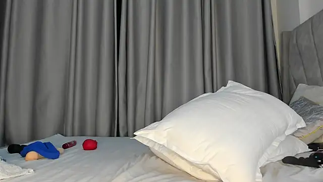 thee_sexy_goddess webcam
