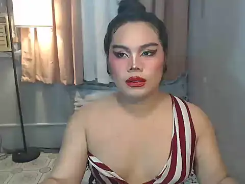 Model: TSbrianaHugeCock