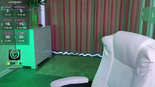 KellyKleine webcam