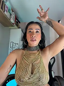 AsianMilfSheryl webcam