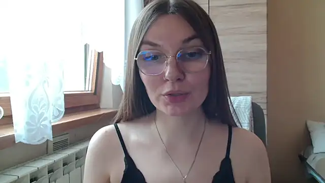 LooveELLYx webcam