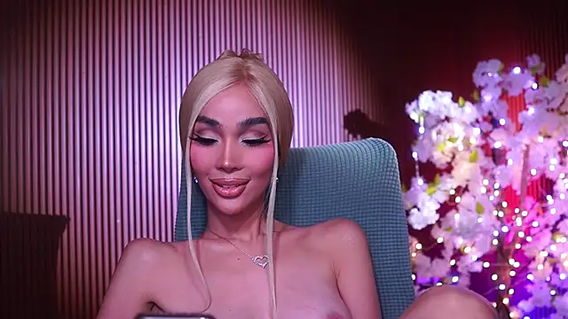 xxforyoureyesonlyxx webcam