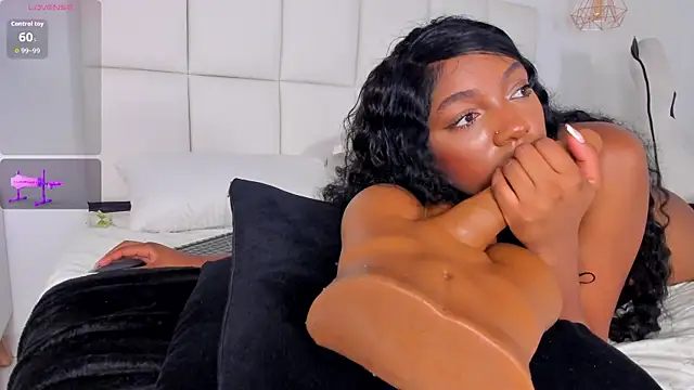 Megan_Brunette2 webcam