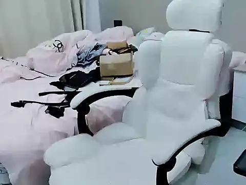qianssss live cam on StripChat