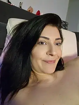 AryaSummersReal