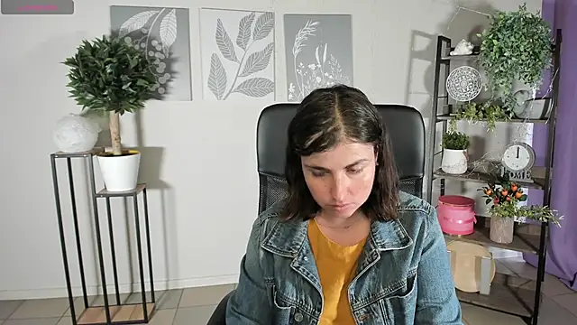 MartaEdams webcam