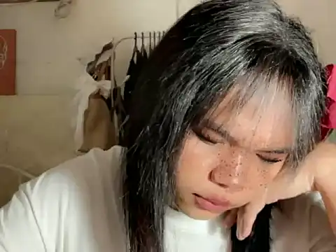 Enchanting_Lana webcam