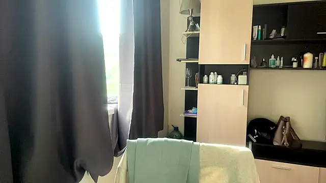 AquilineOrites webcam