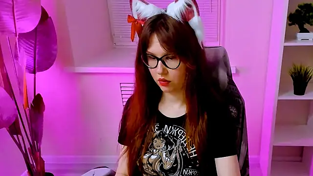 CarolGiggly webcam