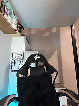 AsianMilfSheryl