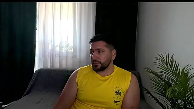Gold_Alpha_Boy webcam