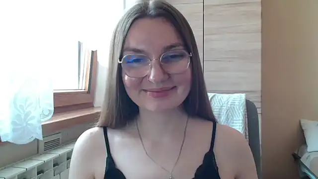 LooveELLYx webcam