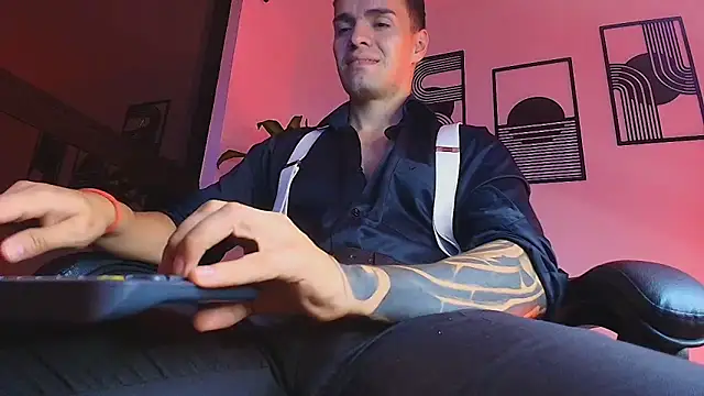 ALPHA_DOMINUS_ webcam