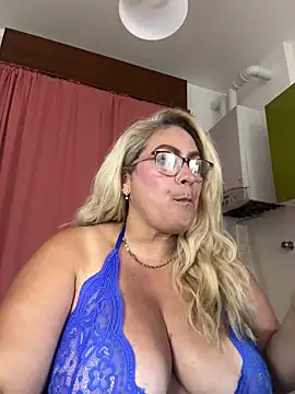 x_elena_x live cam on StripChat