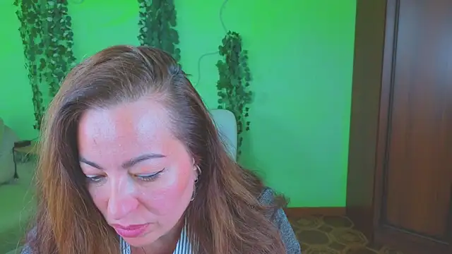Zoe_Zephyr webcam