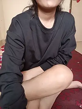 Divya3107 live cam on StripChat
