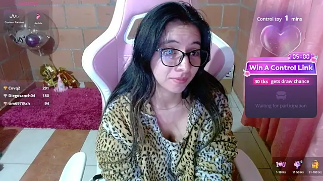 Maggie_Fox3 live cam on StripChat