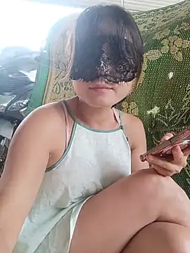 Linda-yiyi webcam