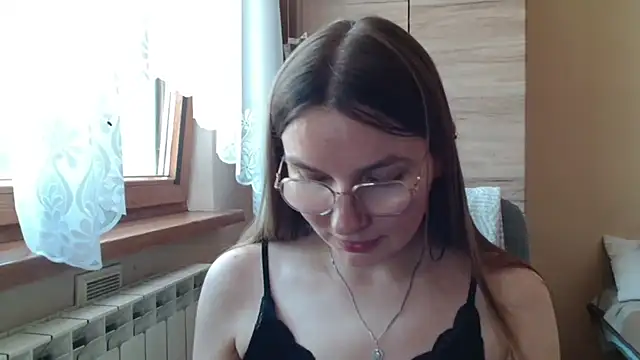LooveELLYx webcam