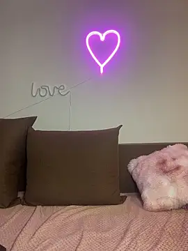 Sabrinedivinee webcam