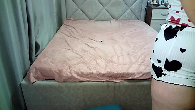 juliettkalen - Juliettkalen's free webcam - UK Sex Cams