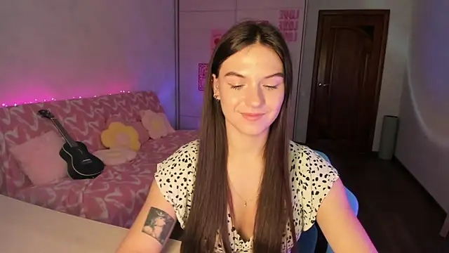 luna_lust_212 webcam