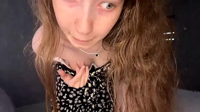 Emily_Mur_ webcam