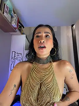 AsianMilfSheryl webcam