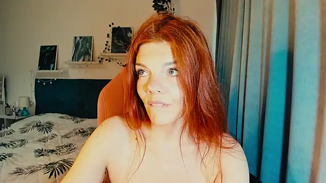 AlysaNightmoon webcam