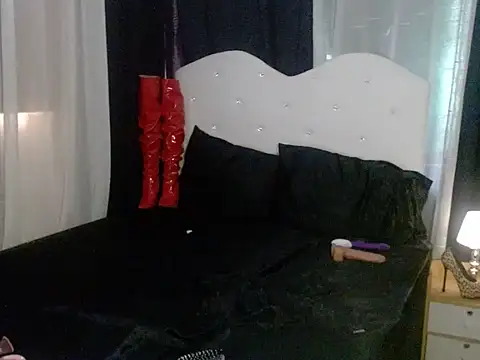 AshantTsiBigCock webcam