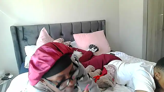 Matic_and_LaToyah webcam