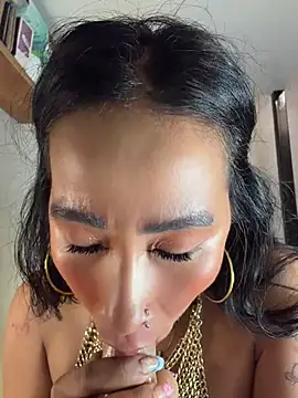 AsianMilfSheryl