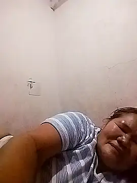 Hotsexymomcams4u live cam