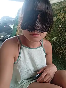 Linda-yiyi webcam