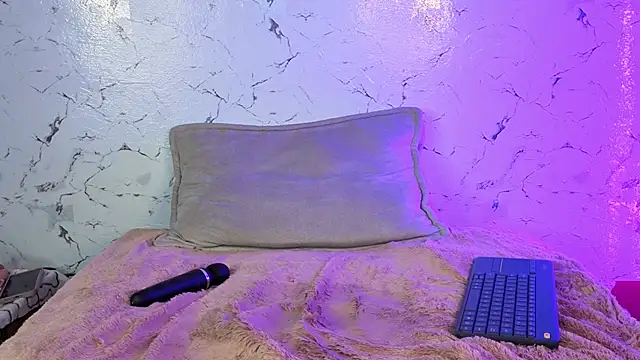 andrea_miller1 webcam