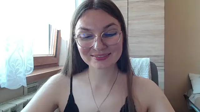 LooveELLYx webcam