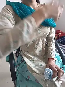 zoya_baby_ webcam