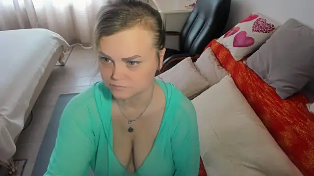MildMature webcam