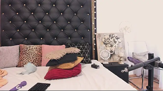 PreciousAillyn webcam