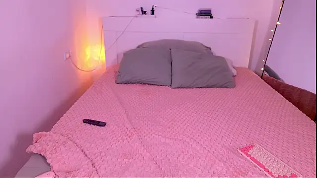 Mar_333 live cam on StripChat