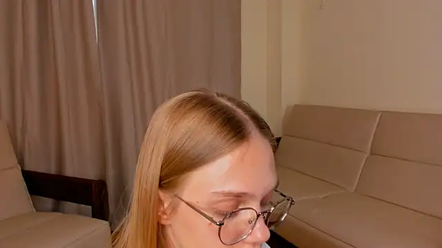 FemMantis webcam