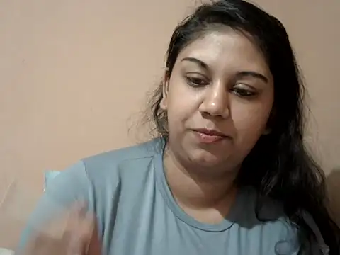 bellachow10 webcam