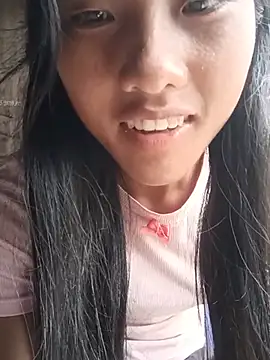 Hoa-tuylip live cam on StripChat