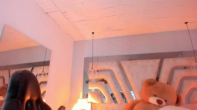 AngelineHeet webcam