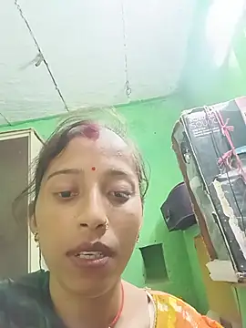 Cut_shivi56 webcam