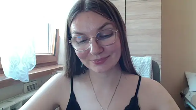LooveELLYx webcam
