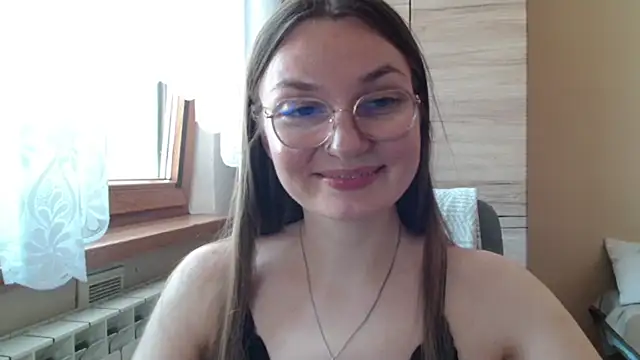 LooveELLYx webcam