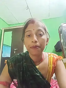 Cut_shivi56 webcam
